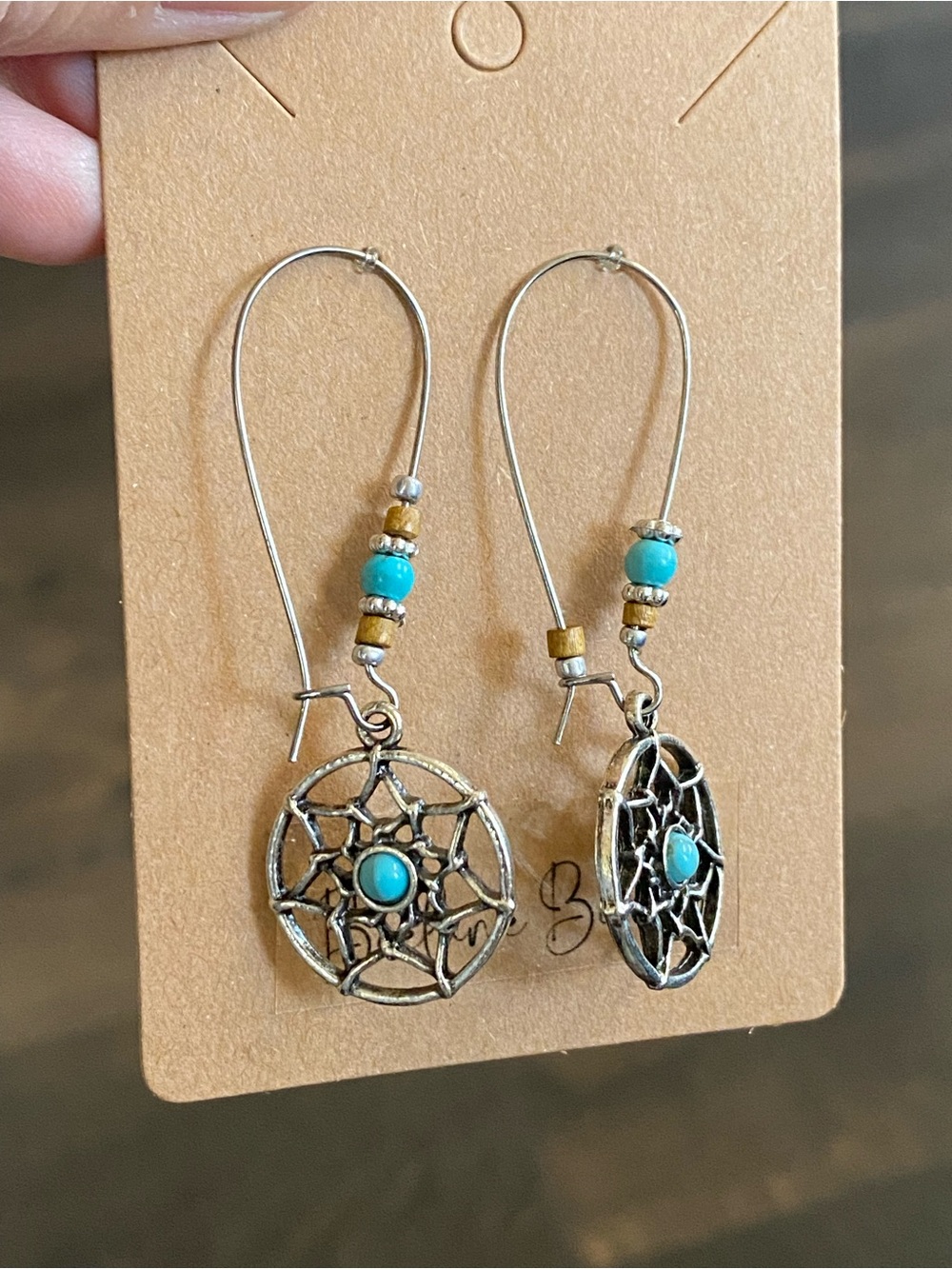- Dreamcatcher Dangle Pierced Beaded Boho earrings jewelry - Picture 3 of 4